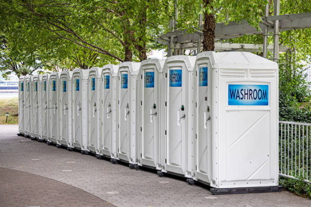 Porta potty delivery and setup in Americus, GA